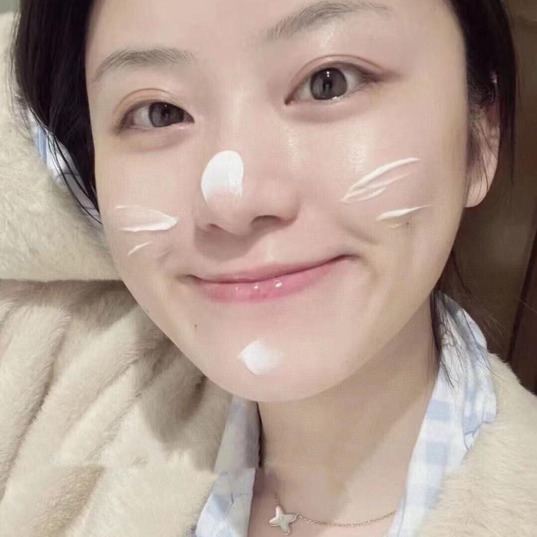 泰國🇹🇭PRECIOUS VIT VC🍋濃縮美白嫩膚面霜