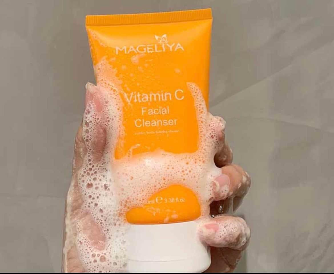 泰國🇹🇭Mageliya 🍋VC美白洗面奶 ❤️平價又好用