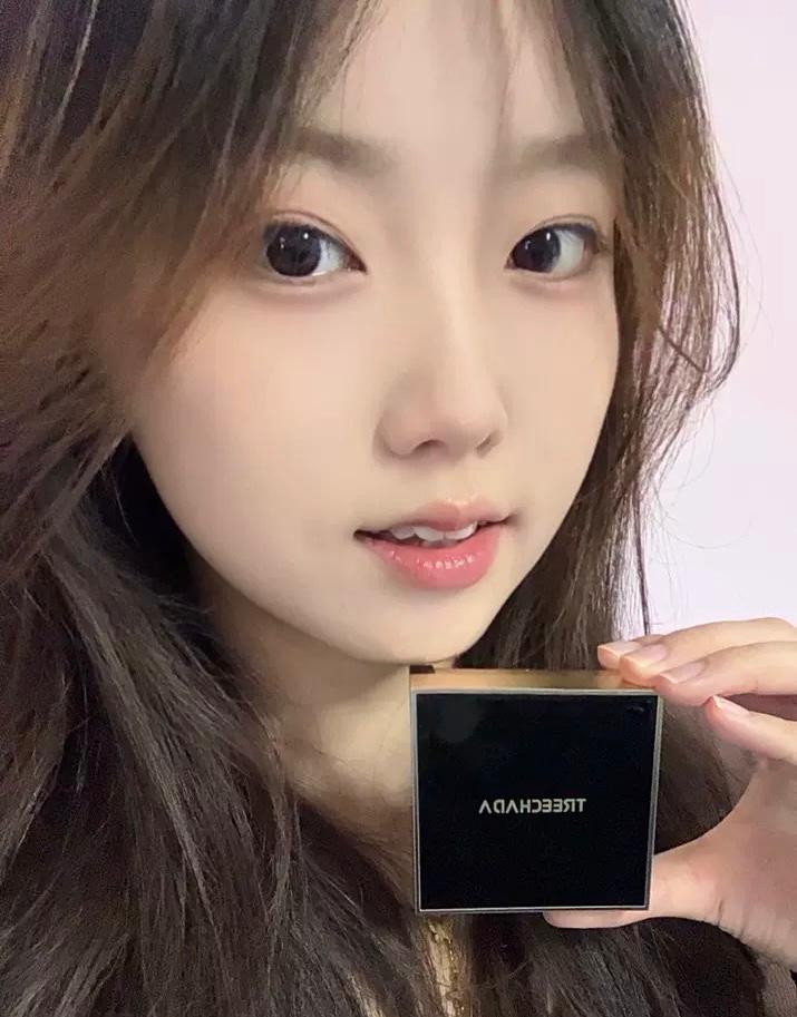 泰國🇹🇭treechada 清透裸妝啞光高光蜜粉餅